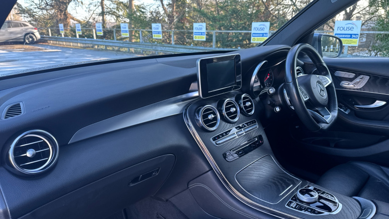 Mercedes-Benz GLC 250 4Matic AMG Line Premium 5dr 9G-Tronic Petrol Estate